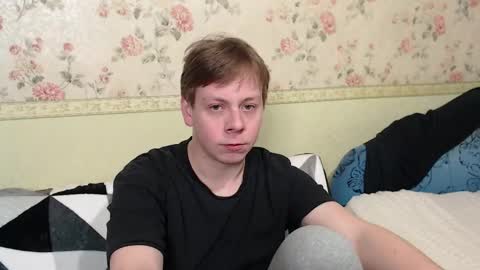 Snapshot of st_rudy chatting on 02.09.25 Joe Peach online show from 02.09.25