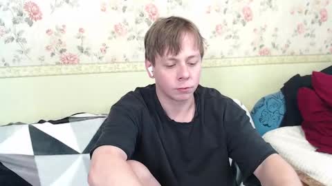 Snapshot of st_rudy chatting on 02.15.25 Joe Peach online show from 02.15.25