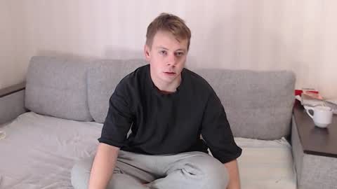 Snapshot of st_rudy chatting on 09.20.25 Joe Peach online show from 09.20.25