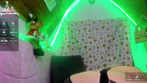 Snapshot of staacy37 chatting on 01.05.25 staacy online show from 01.05.25