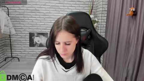 Snapshot of stacey__lace chatting on 10.22.25 stacey__lace online show from 10.22.25