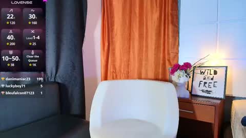 Snapshot of staceygraves_ chatting on 02.15.25 online show from 02.15.25