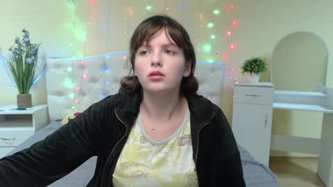 Snapshot of staceylex chatting on 01.22.25 Stacey online show from 01.22.25