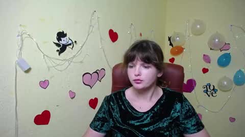 Snapshot of staceylex chatting on 01.26.25 Stacey online show from 01.26.25