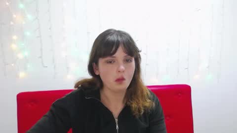 Snapshot of staceylex chatting on 01.28.25 Stacey online show from 01.28.25