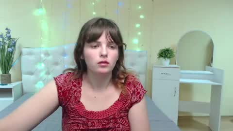 Snapshot of staceylex chatting on 01.29.25 Stacey online show from 01.29.25