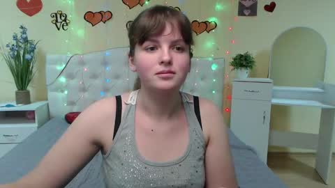 Snapshot of staceylex chatting on 02.15.25 Stacey online show from 02.15.25