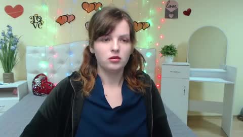 Snapshot of staceylex chatting on 03.03.25 Stacey online show from 03.03.25