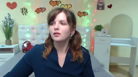 Snapshot of staceylex chatting on 03.03.25 Stacey online show from 03.03.25