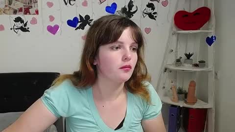 Snapshot of staceylex chatting on 03.04.25 Stacey online show from 03.04.25