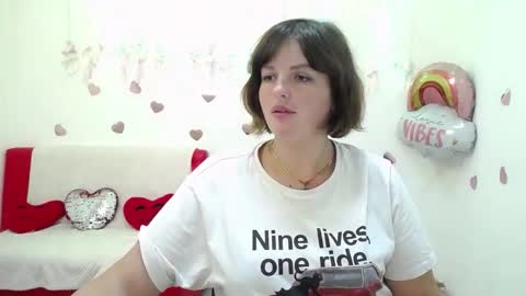 Snapshot of staceylex chatting on 09.25.25 Stacey online show from 09.25.25