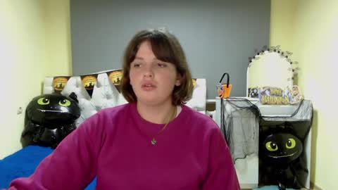 Snapshot of staceylex chatting on 10.17.25 Stacey online show from 10.17.25