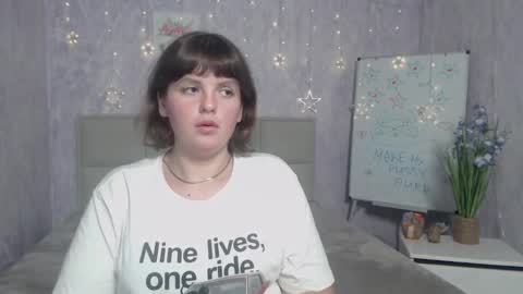 Snapshot of staceylex chatting on 11.11.25 Stacey online show from 11.11.25