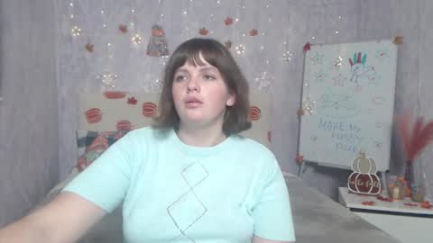 Snapshot of staceylex chatting on 11.18.25 Stacey online show from 11.18.25