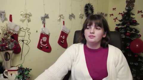 Snapshot of staceylex chatting on 12.15.25 Stacey online show from 12.15.25