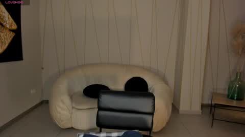 Snapshot of staceywood_ chatting on 03.05.25 Stacy Woods online show from 03.05.25