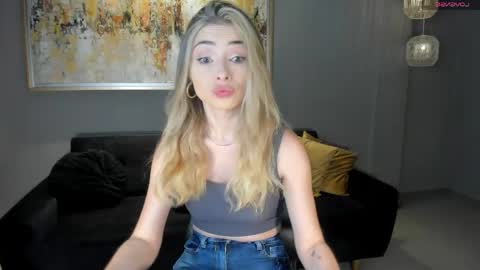 Stacy Woods online show from 04.24.26