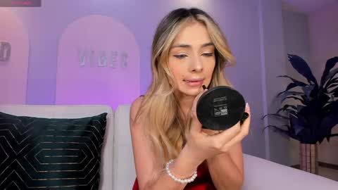 Stacy Woods online show from 04.30.26