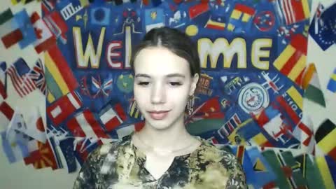 Snapshot of stacy_gr chatting on 10.19.25 Stacy online show from 10.19.25