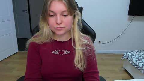 Snapshot of stacy_miraclee chatting on 01.26.25 Stacy online show from 01.26.25