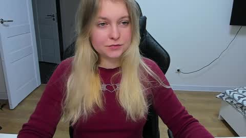 Snapshot of stacy_miraclee chatting on 01.29.25 Stacy online show from 01.29.25