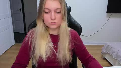 Snapshot of stacy_miraclee chatting on 02.27.25 Stacy online show from 02.27.25