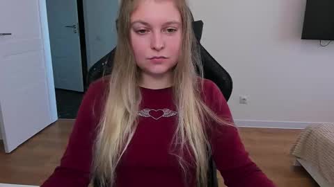 Snapshot of stacy_miraclee chatting on 09.11.25 Stacy online show from 09.11.25