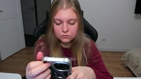 Snapshot of stacy_miraclee chatting on 10.21.25 Stacy online show from 10.21.25