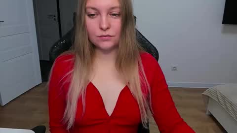 Snapshot of stacy_miraclee chatting on 12.04.25 Stacy online show from 12.04.25