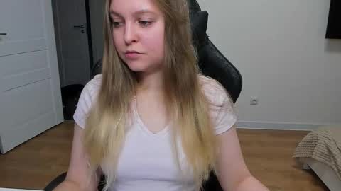 Snapshot of stacy_miraclee chatting on 02.13.26 Stacy online show from 02.13.26