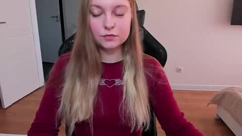 Snapshot of stacy_miraclee chatting on 03.15.26 Stacy online show from 03.15.26