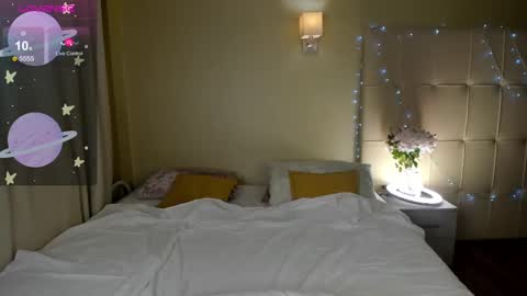 Snapshot of stacy_riiver chatting on 02.06.25 Stacy Mon Tue Wed Thu Fri Sun GMT GMT 3 1000am - 0400pm  online show from 02.06.25