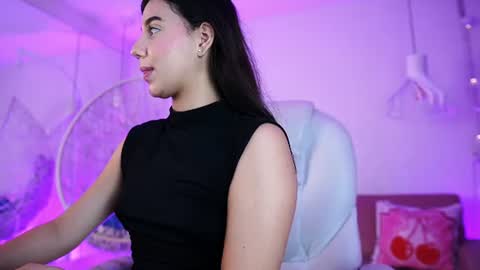 stacycooper_ online show from 06.12.26
