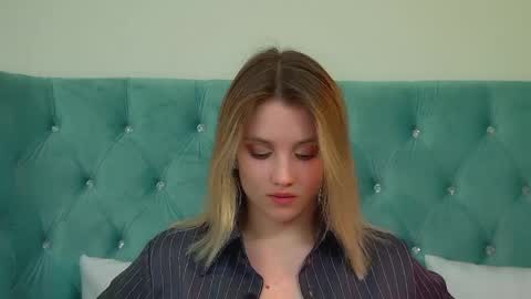 StacyEvances online show from 05.02.26
