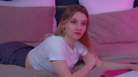 StacyEvances online show from 05.07.26