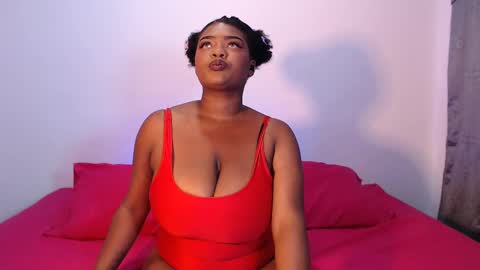 Snapshot of stacyhunterxxx chatting on 03.01.25 STACY online show from 03.01.25