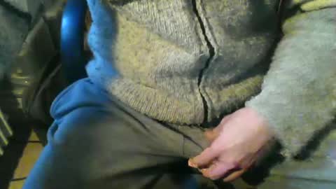 Snapshot of stalloneumbro chatting on 02.09.25 CIPPALIPPA online show from 02.09.25
