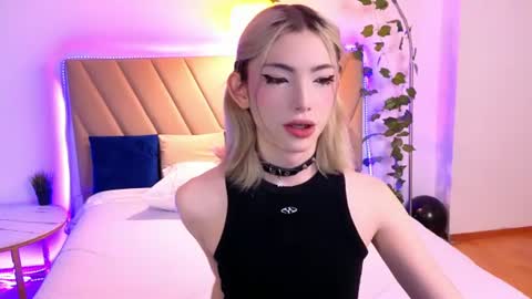 Snapshot of star_madison chatting on 07.22.26 Madison online show from 07.22.26