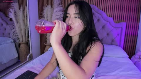 Snapshot of starbutterflyy_ chatting on 01.14.26 STAR online show from 01.14.26