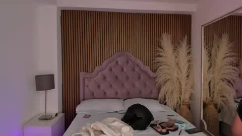 Snapshot of starbutterflyy_ chatting on 02.01.26 STAR online show from 02.01.26