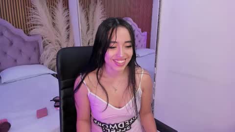 Snapshot of starbutterflyy_ chatting on 02.02.26 STAR online show from 02.02.26