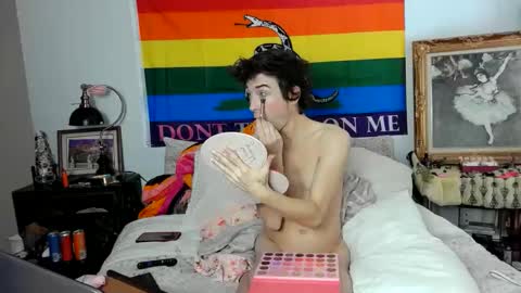 Audrey Belrose online show from 02.03.25