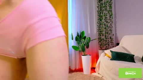 Nina online show from 05.06.26