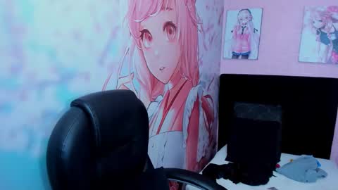 Snapshot of starlettays chatting on 12.13.25 StarletTays online show from 12.13.25