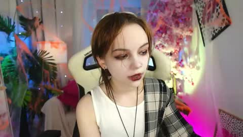 Snapshot of staymonica chatting on 11.02.25 MONICA online show from 11.02.25