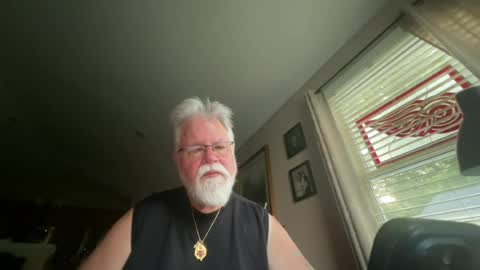 Tom online show from 08.08.26
