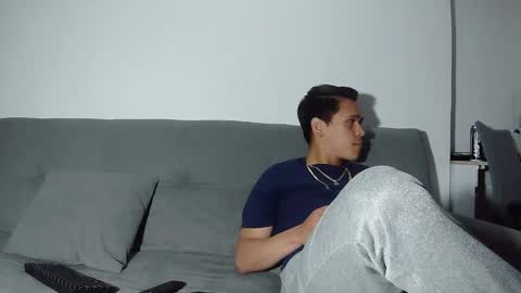 Snapshot of steban_jyj chatting on 10.06.25 Katalleya and Steban online show from 10.06.25