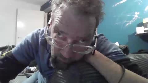 Snapshot of steelringshaft chatting on 11.16.25 Mikee online show from 11.16.25