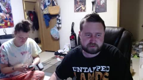 Snapshot of steelsings chatting on 12.20.25 SteelSings online show from 12.20.25