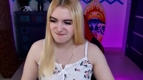 stef_nicks online show from 11.28.25